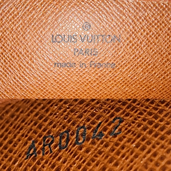 Authentic LOUIS VUITTON Monogram Orsay Clutch Crossbody Bag - Picture 12 of 15